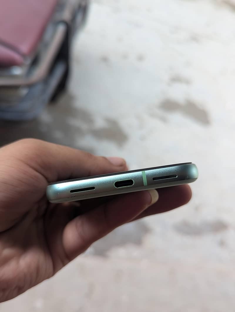 Google Pixel 8a 2