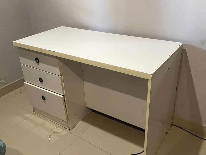 Study+office table urgent sell 0