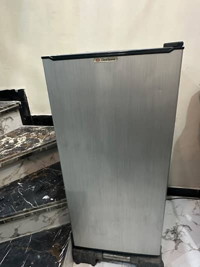 Dawlance Refrigerator Model 9106 SD – Silver & Black (single-door)