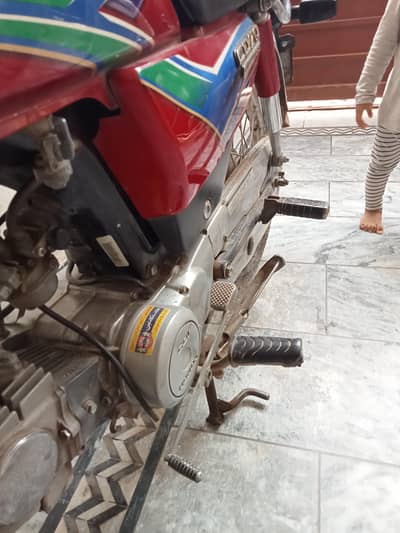 2013 model first owner islamabad num one hand used