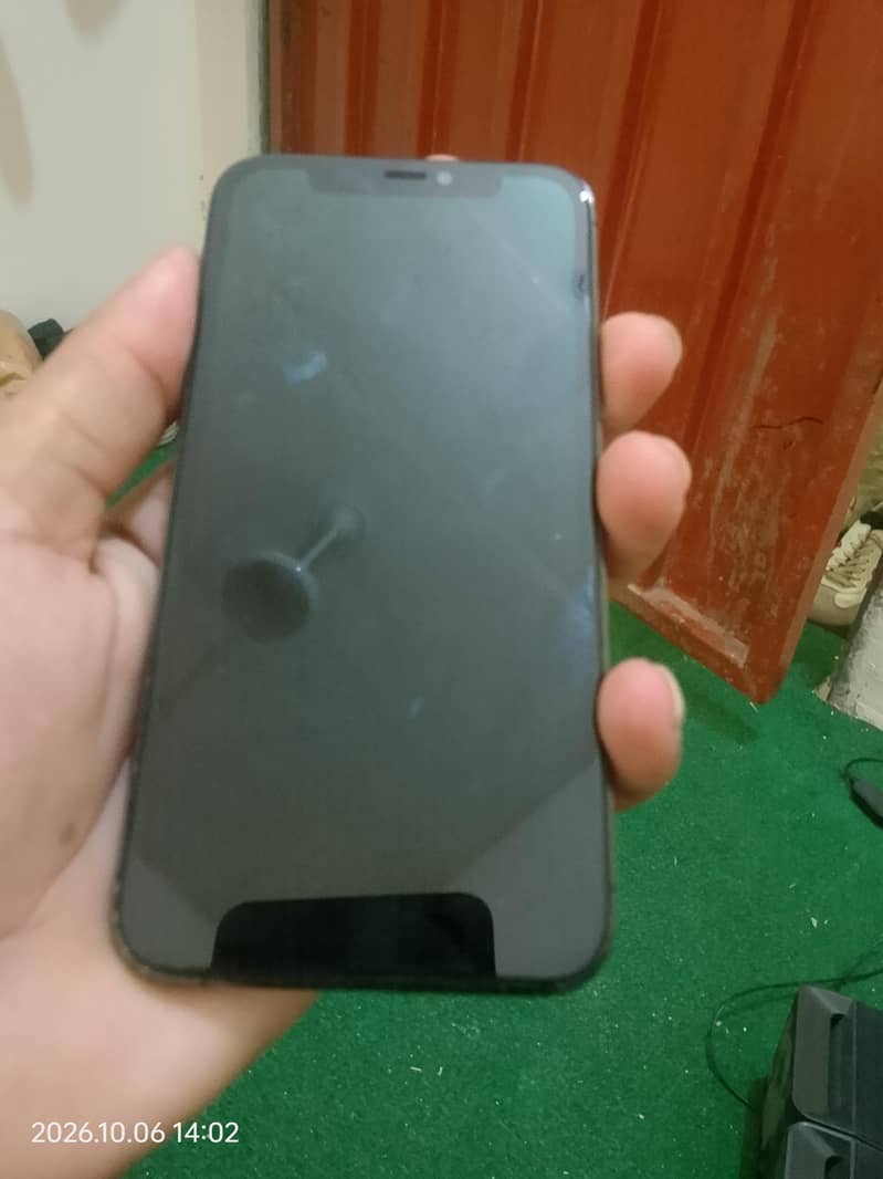 Apple iPhone 11 Pro 3