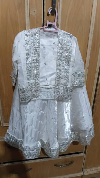white colour lehnga choli