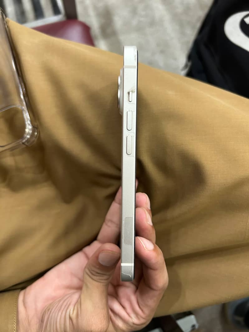 Apple iPhone 14 6