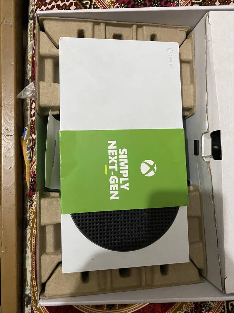 Xbox series s 4