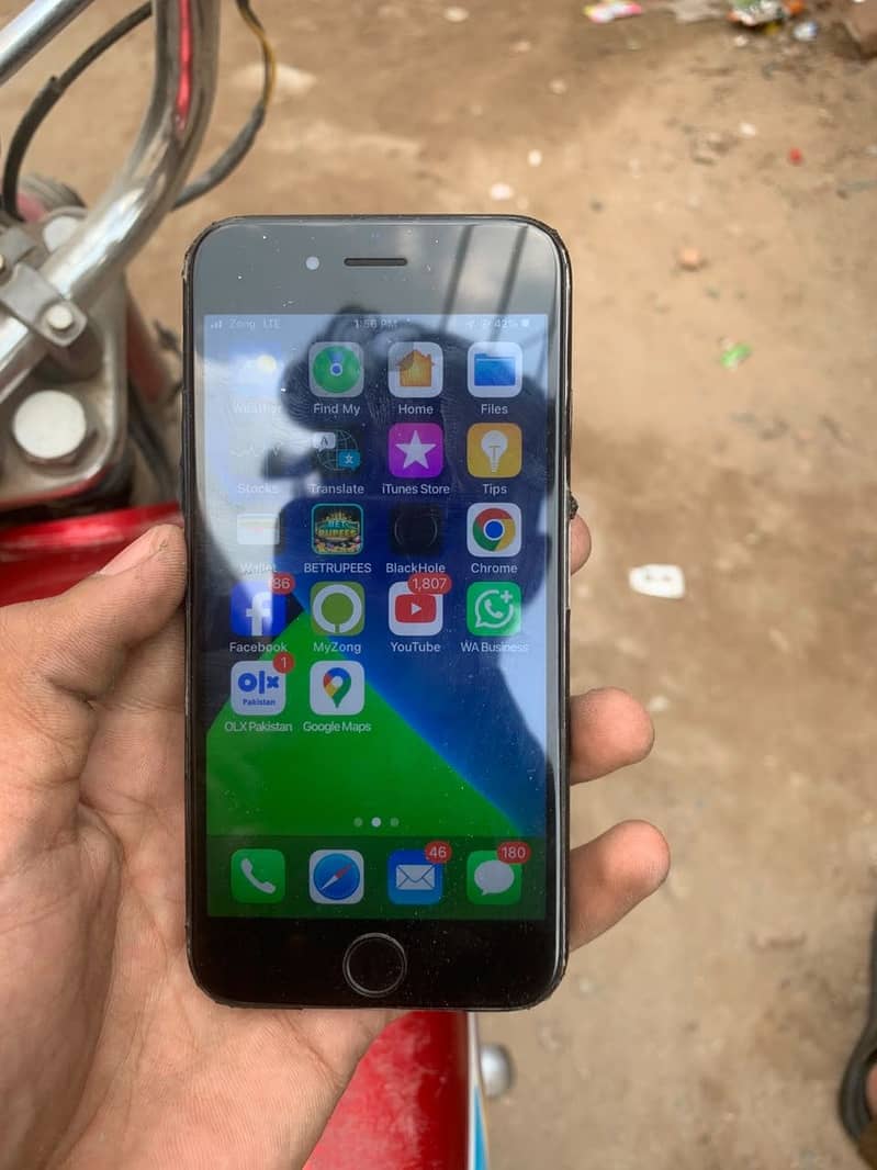 Apple iPhone 6S 2