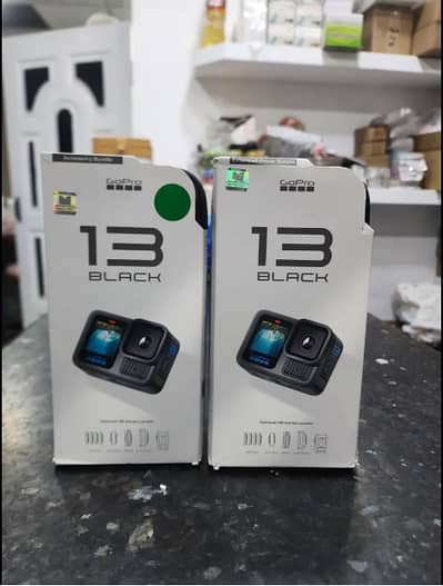 GOPRO HERO 13 ( CREATOR COMBO ) 3 BATTERIES + CHARGING HUB