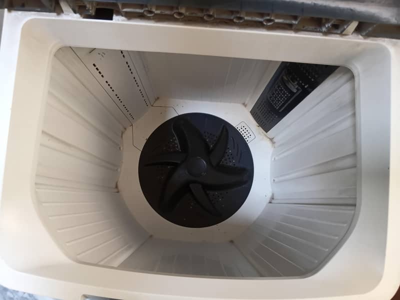 dawlance wasing machine and dryer 3