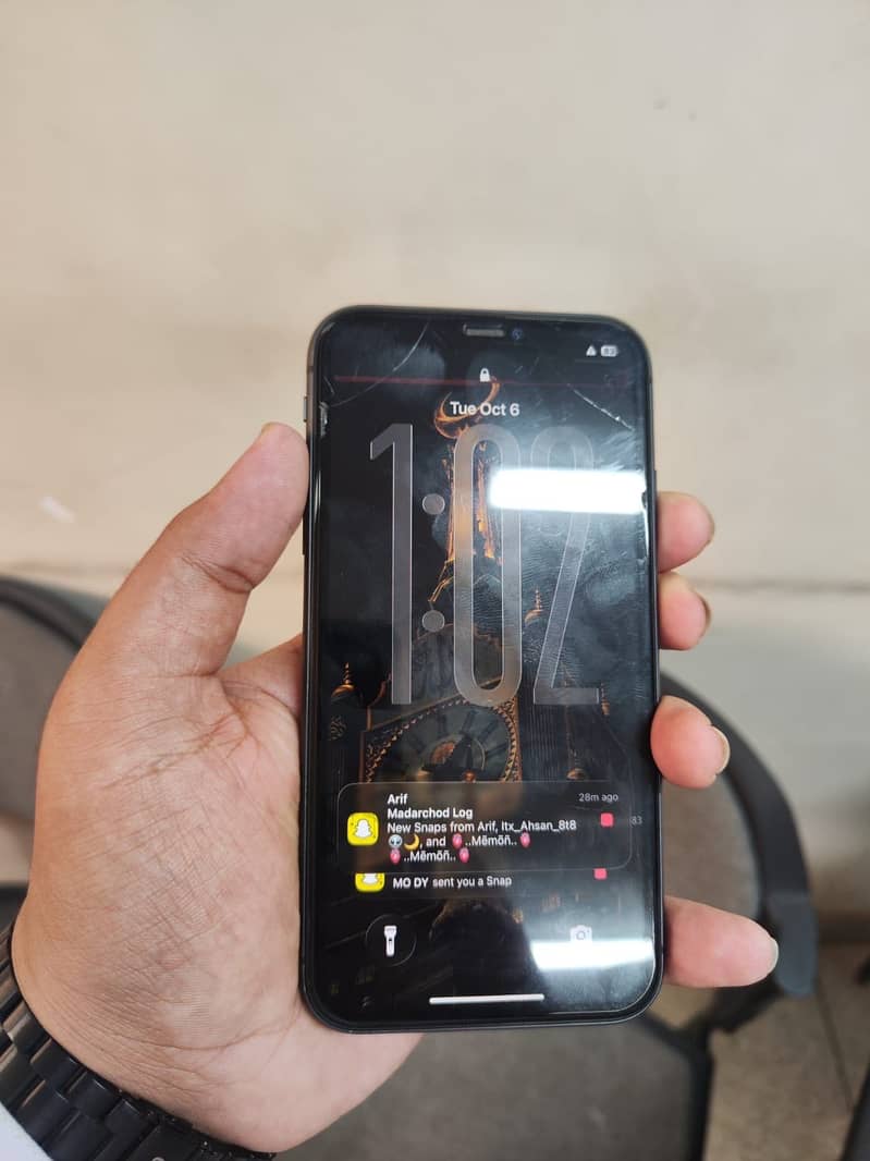 Apple iPhone 11 3