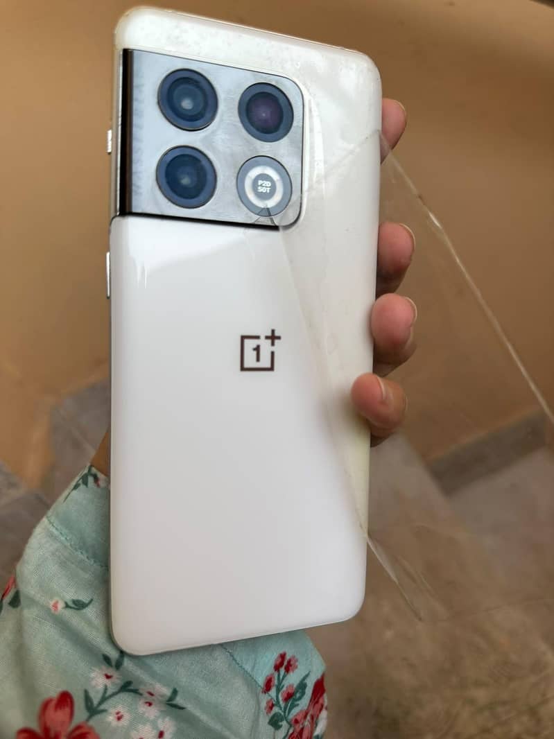 One Plus 10 Pro 0