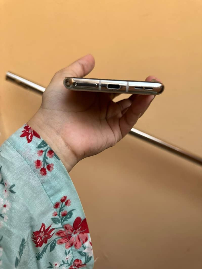 One Plus 10 Pro 2