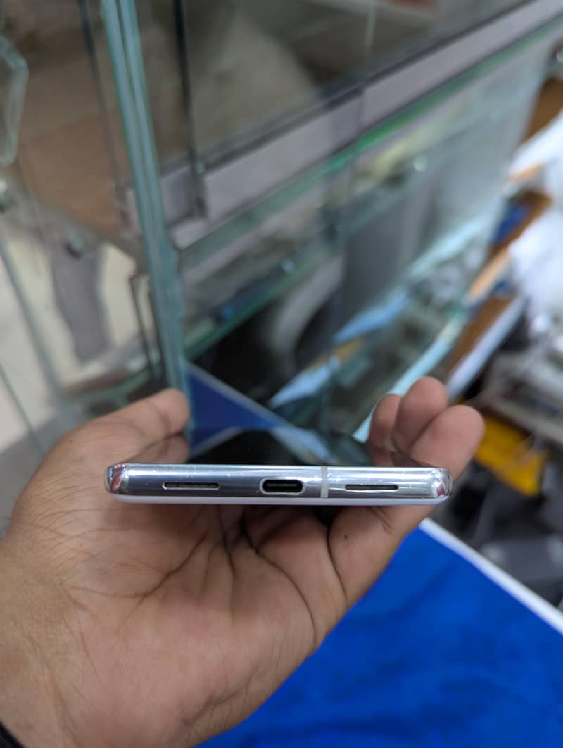 Google Pixel 7 Pro 2