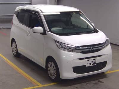 MITSUBISHI EK WAGON M | MODEL 2023 - GRADE: 3.5 AUCTION |