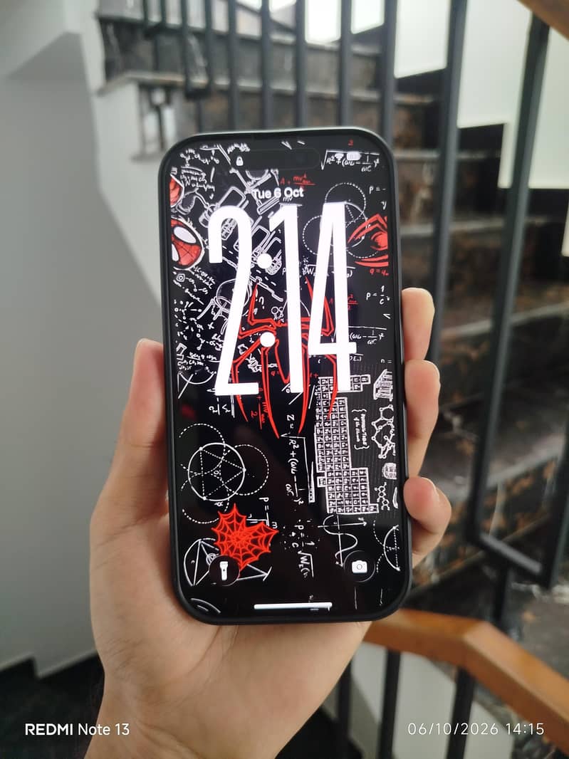 IPhone 16 Pro 1