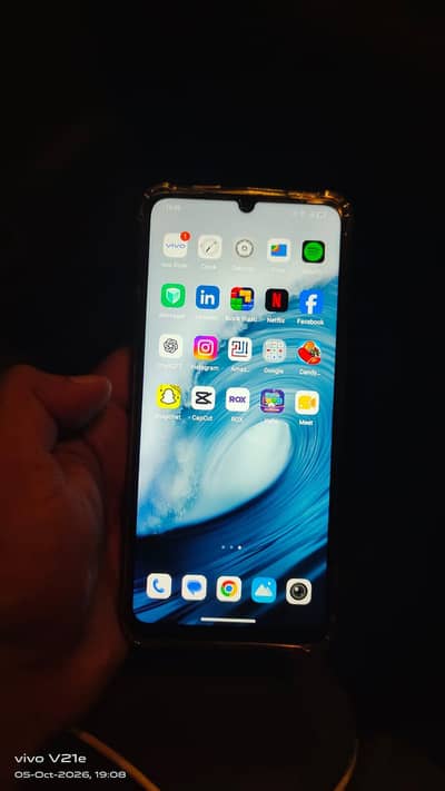Vivo Y04 6/64 box Sath ni ha
