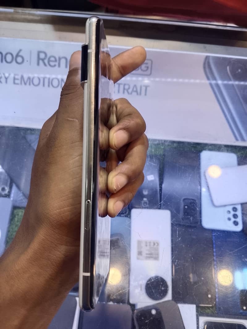 Google Pixel 6 Pro 2