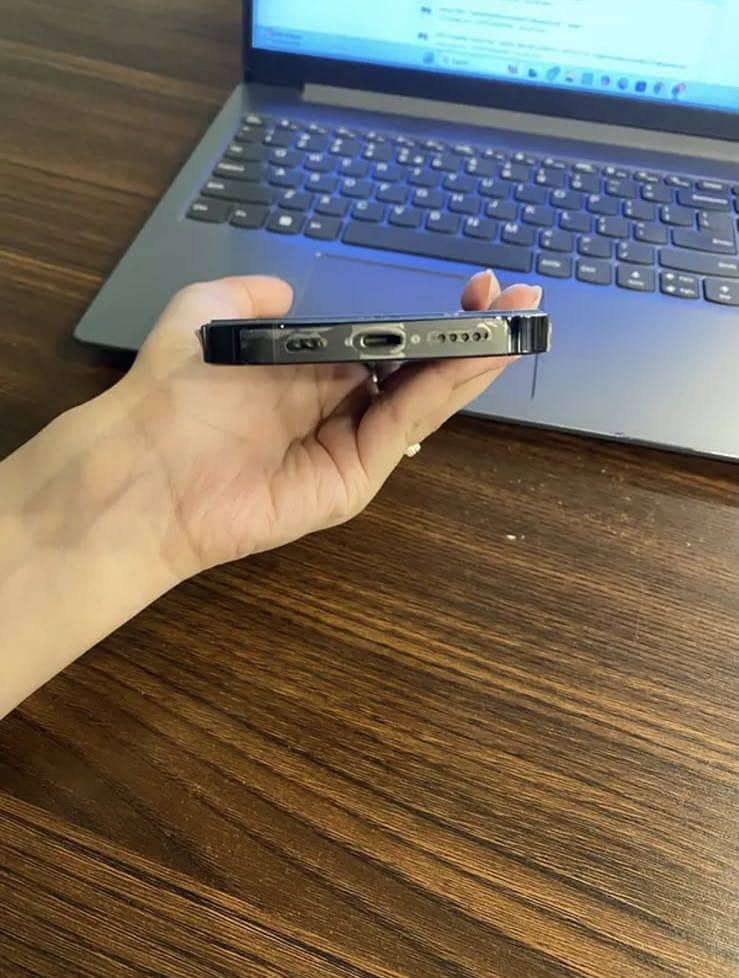 Apple iPhone 14 Pro 4
