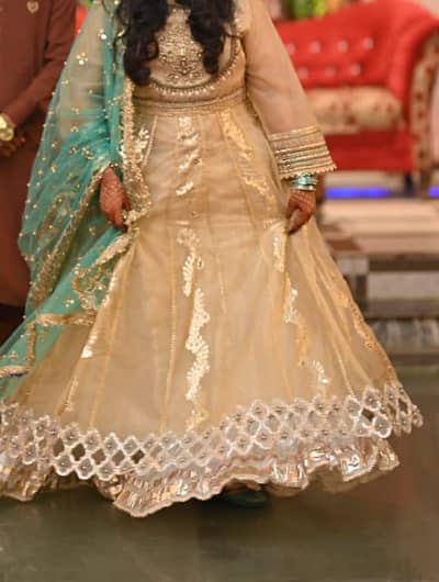 Women Dress – 1 Time Used – Excellent Condition