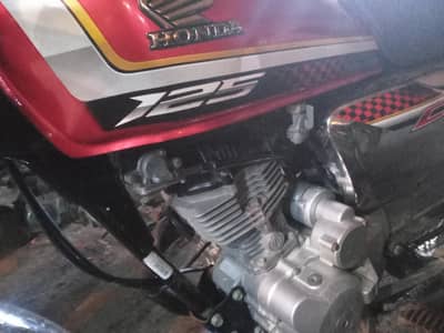 Honda cg 125 Karachi num special edition 2025 model 4 month