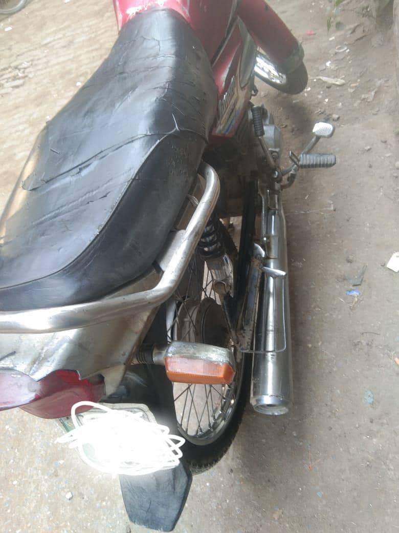 Yamaha 1