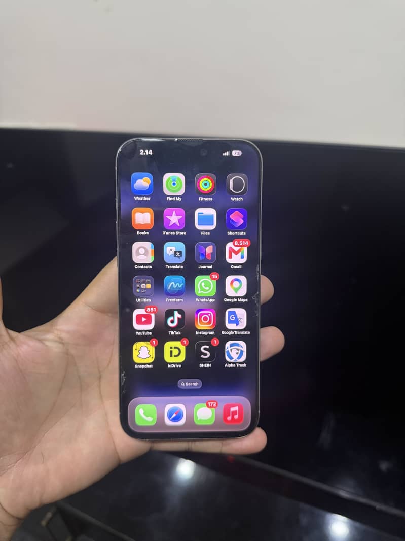 Apple iPhone 16 Pro Max 5