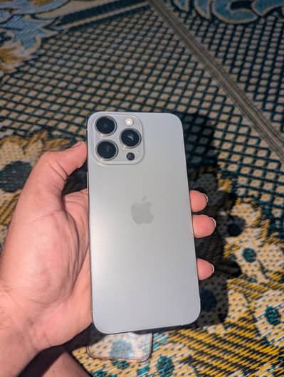 Apple iPhone 15 Pro Max MDM