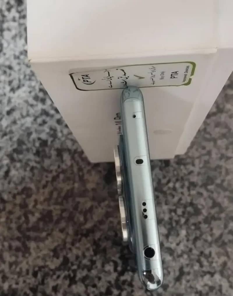 Xiaomi Redmi Note 14 Pro 4