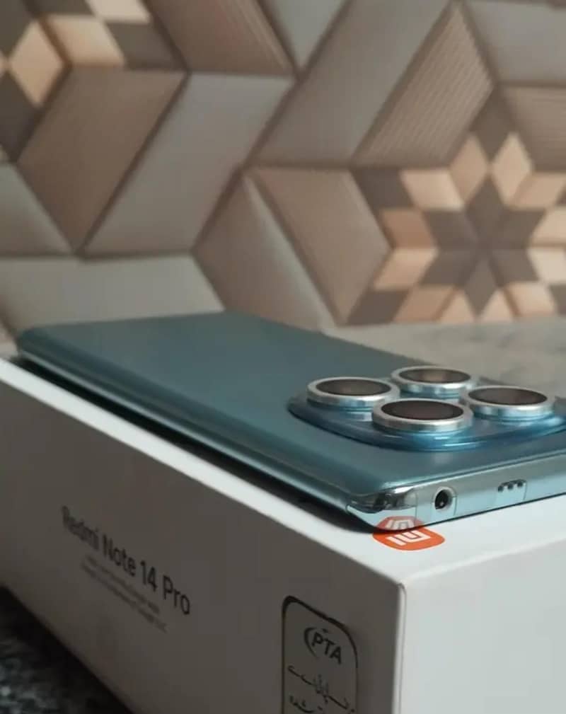 Xiaomi Redmi Note 14 Pro 7