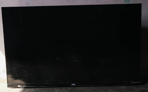 32 inch pel LCD TV for sale broken penal use 5 month body part 10 by10
