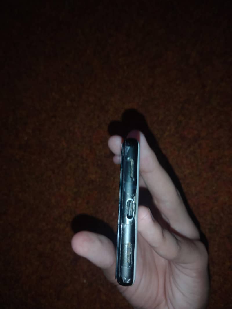 Google Pixel 6a 3