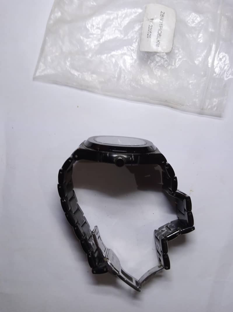 Aura watch 2