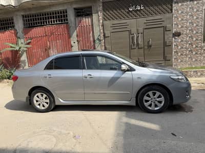 Toyota Corolla Altis 2012