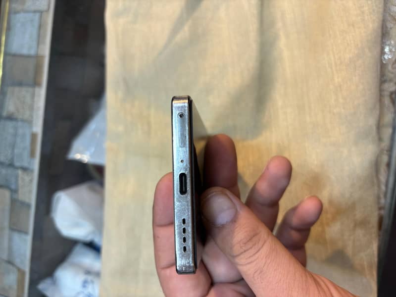 Infinix Note 40 4