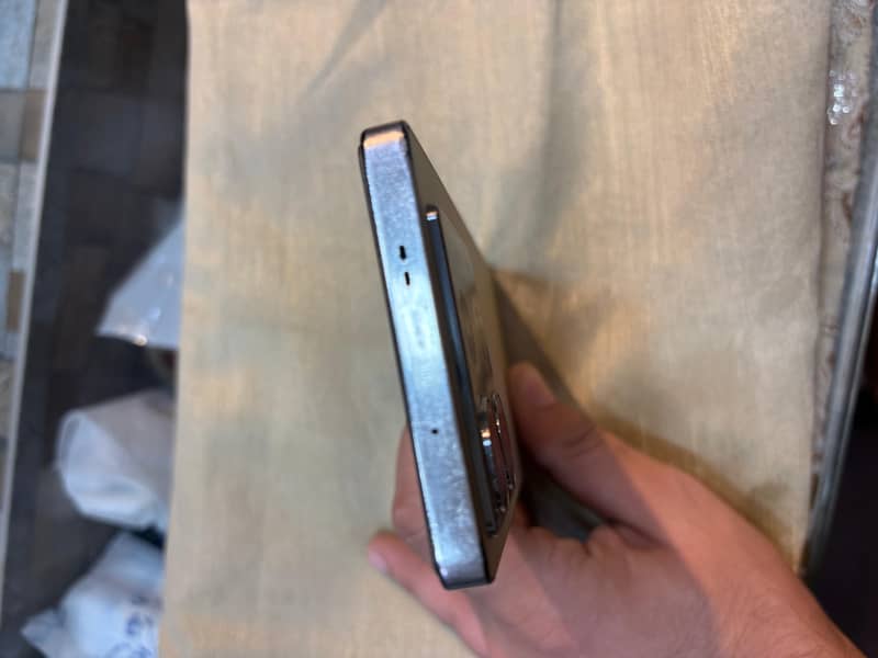 Infinix Note 40 5