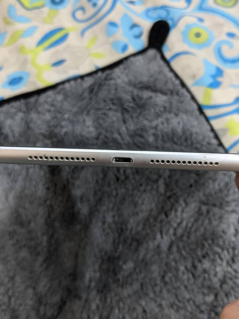 Ipade 9th generation 64gb 2