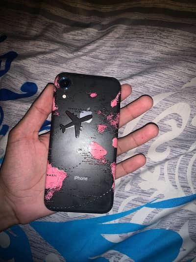 Apple iPhone XR by pass 256gb almost in new condition