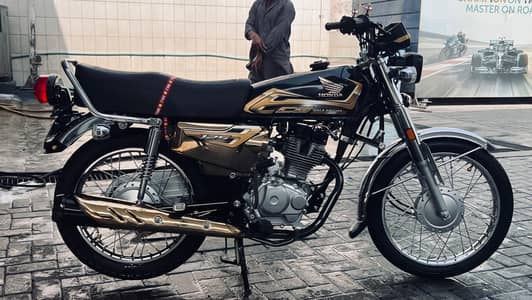 Honda bike