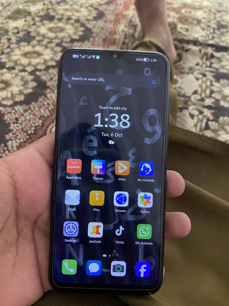 Huawei Y8p 3