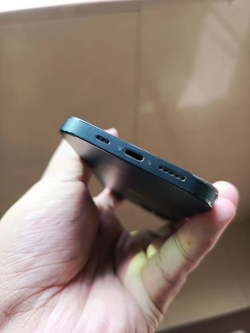 Apple iPhone 12 Pro 2