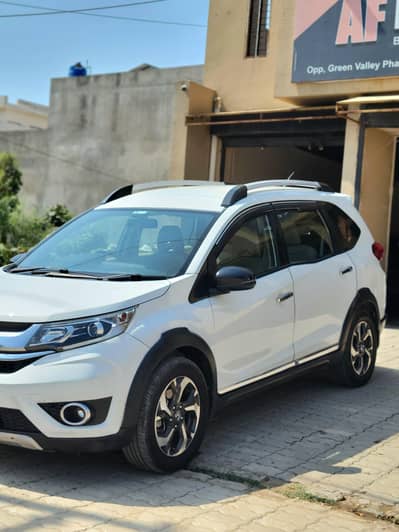 URGENT SALE I Honda BR-V MODEL 2017 |