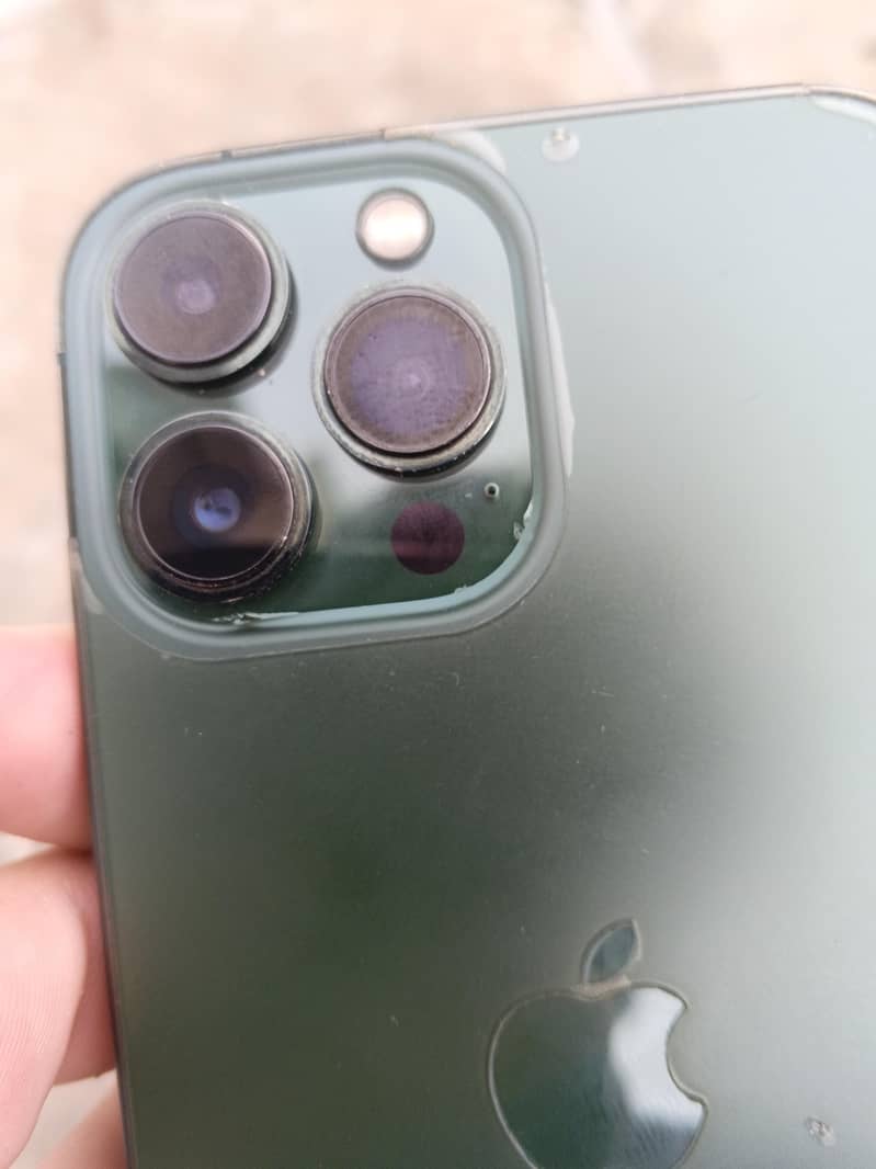 Apple iPhone 13 Pro Max 0