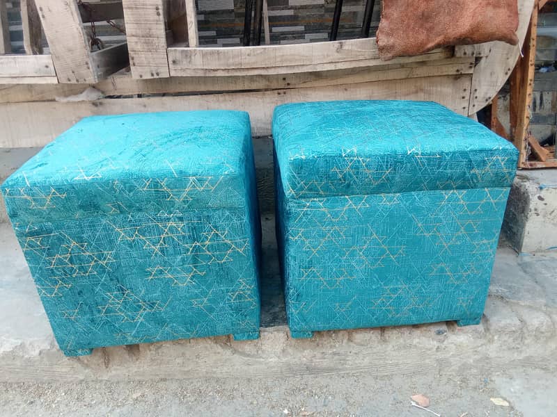 stool puffy 0