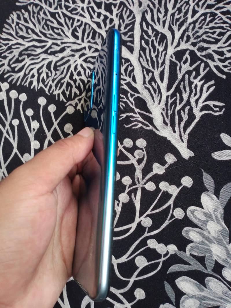 OPPO A54 5