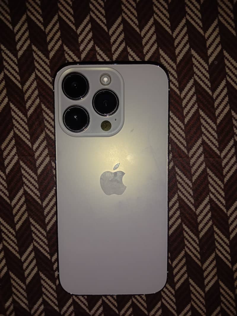 Apple iPhone 14 Pro 3