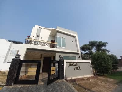 Prominently-Located Prime Location House Available In Buch Executive Villas For sale