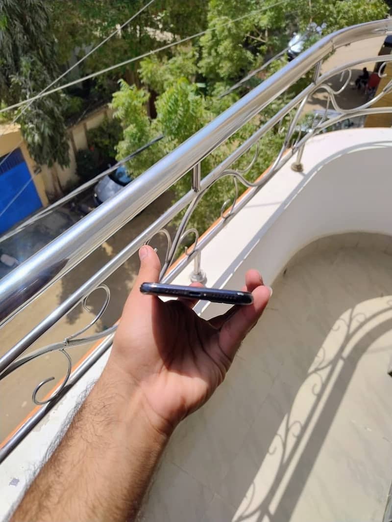 Iphone 11 pro max 2