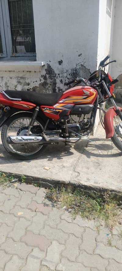 Honda prider