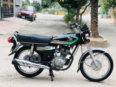 Honda CG-125 (Model 2015) Total Genuine