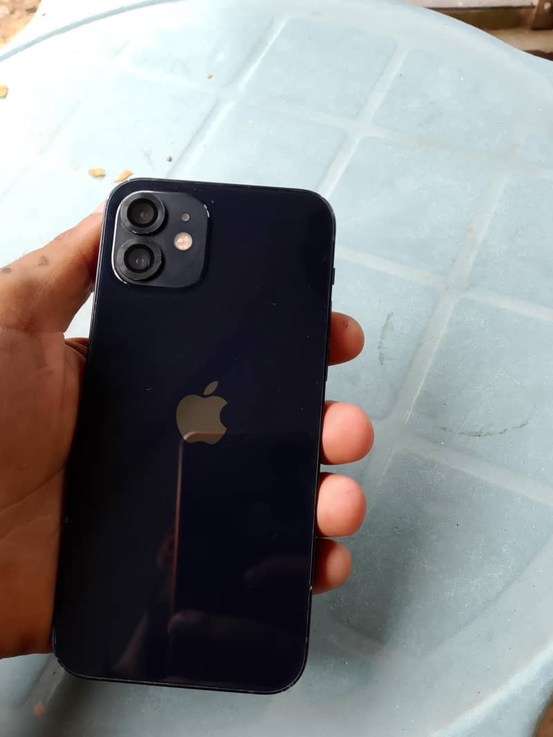 Apple iPhone 12 3