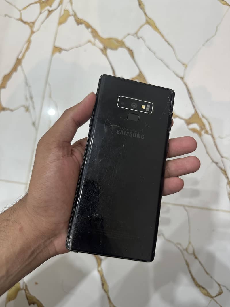 Samsung Mobile Note 9 4