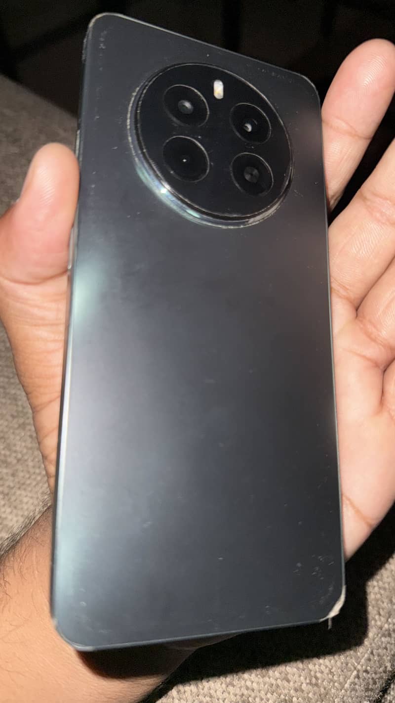 Realme 12 0